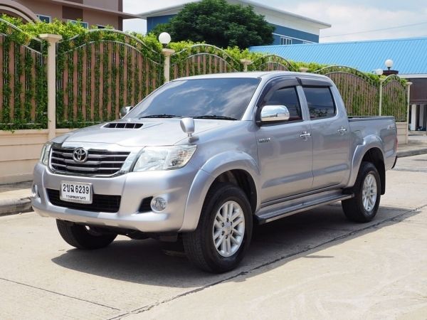 TOYOTA HILUX VIGO CHAMP DOUBBLECAB 2.5 E PRERUNNER  เกียร์MANUAL สภาพนางฟ้า